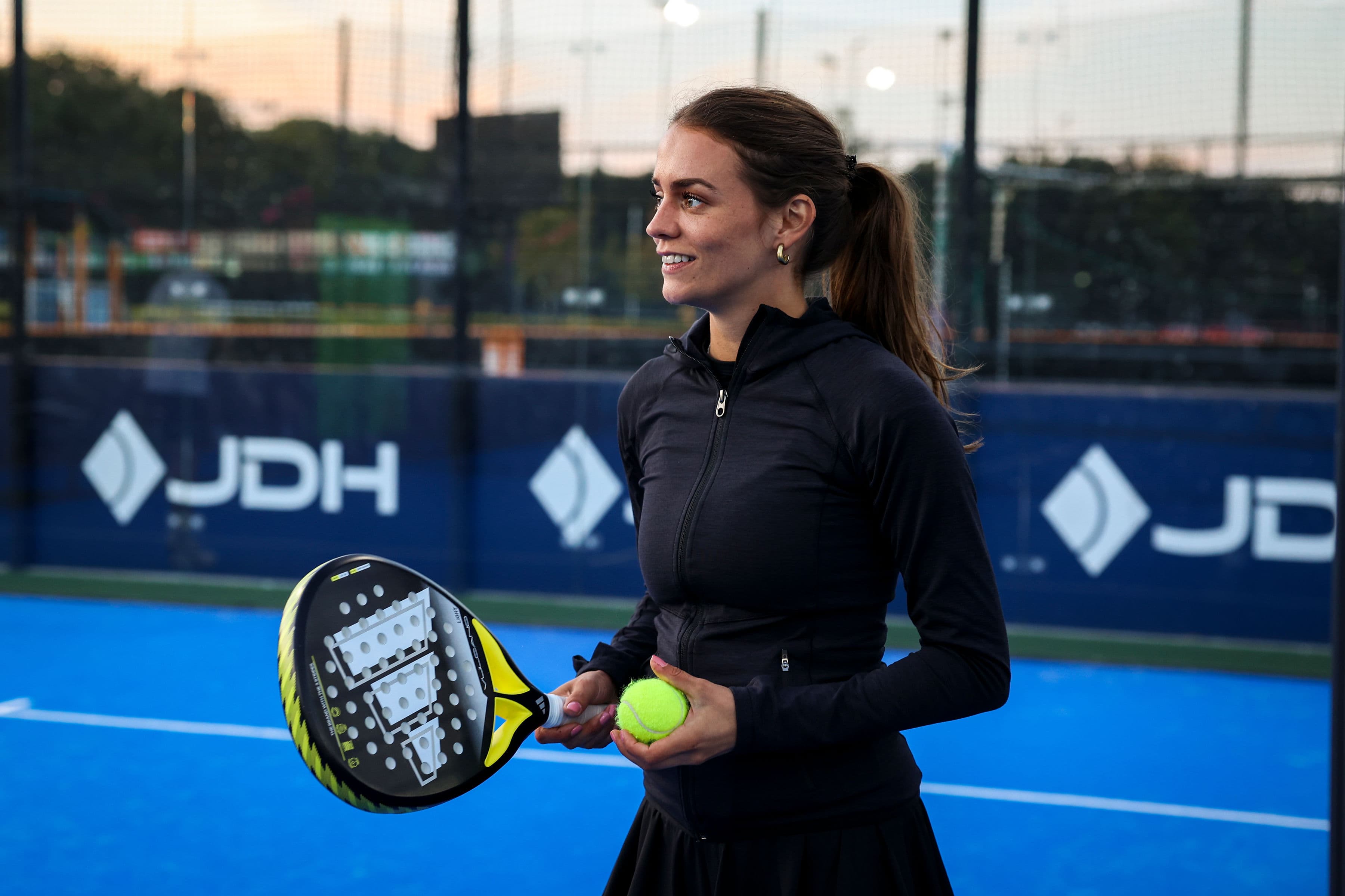 CoachBench — professionele padel coach op de baan